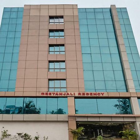 Hotel Oyo 3811 Geetanjali Regency Calcutta  Esterno foto
