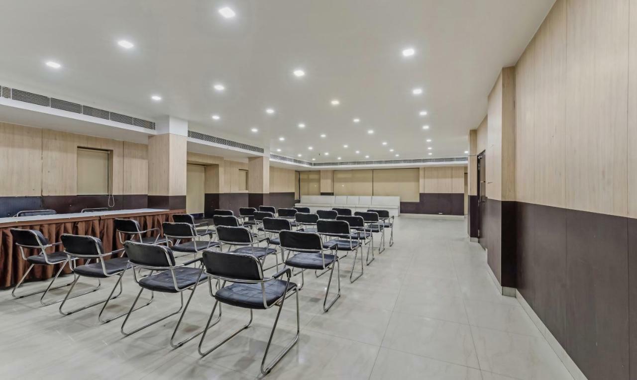 Hotel Oyo 3811 Geetanjali Regency Calcutta  Esterno foto