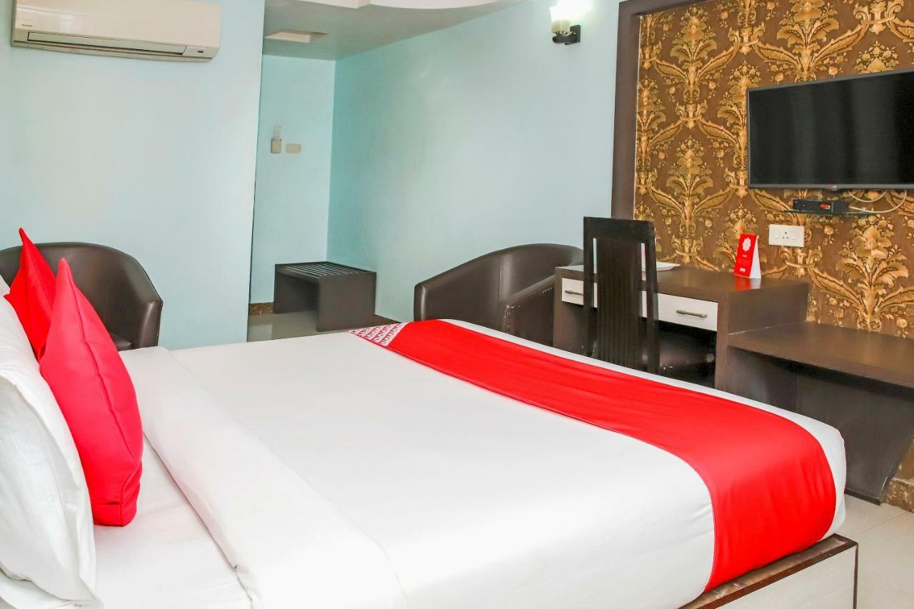 Hotel Oyo 3811 Geetanjali Regency Calcutta  Esterno foto